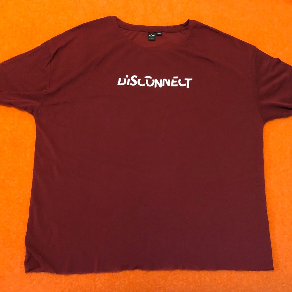 Burgundy sheer mesh ‘Disconnect’ printed tee EUC
